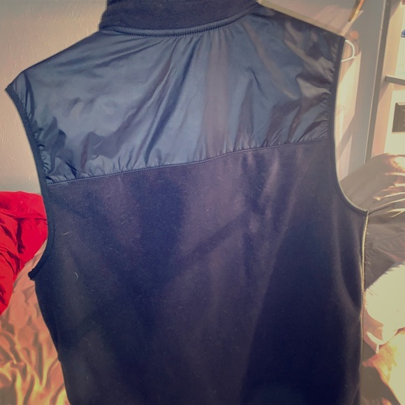 Nike Vest - Picture 1 of 2